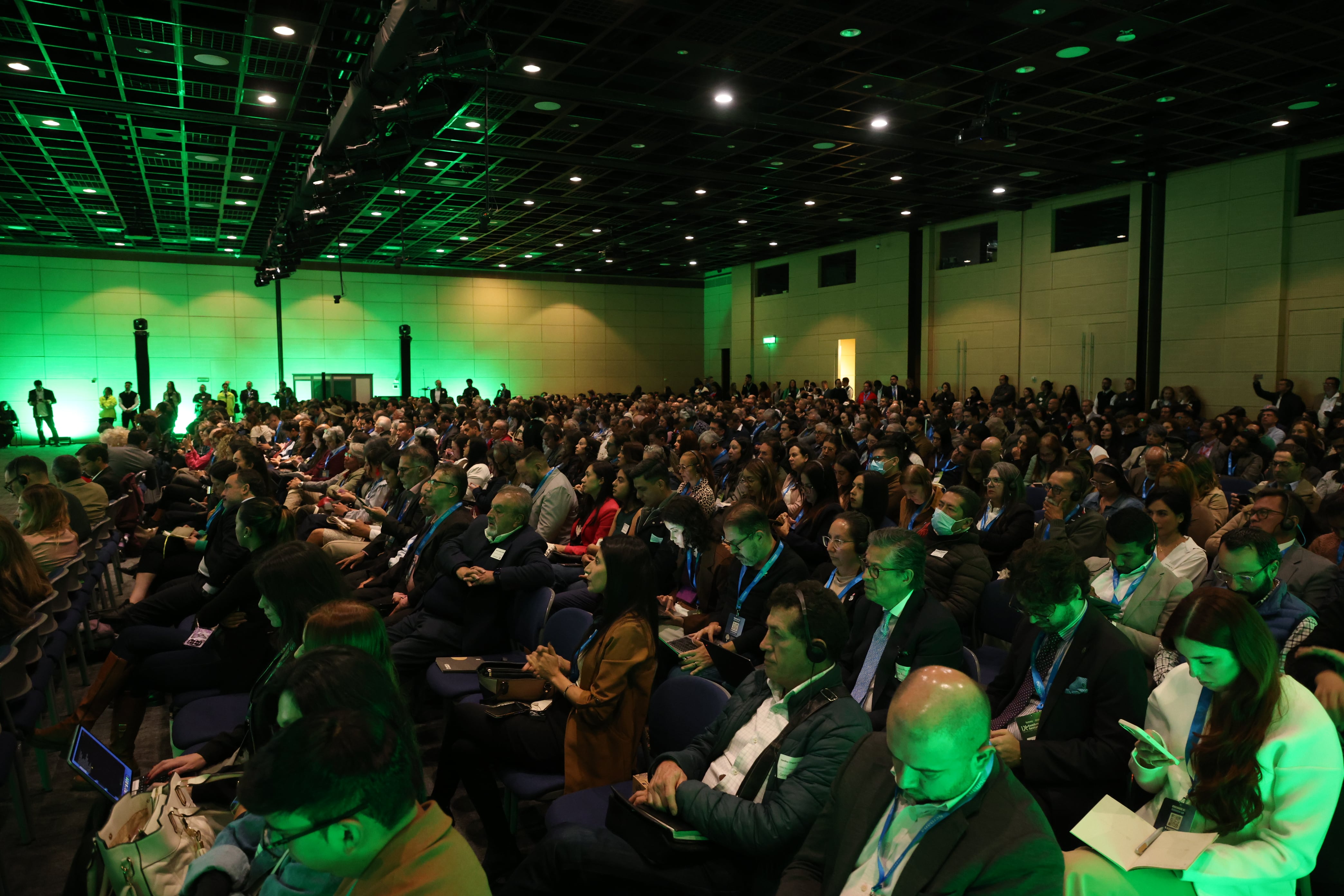 IX Cumbre de Sostenibilidad
Transición para el desarrollo
Publico