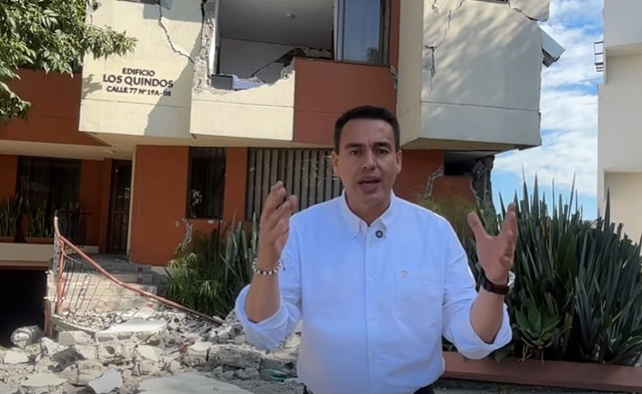 Jorge Eduardo Rojas, alcalde de Manizales, entrega balance de la emergencia en su ciudad por el terremoto del 10 de agosto.