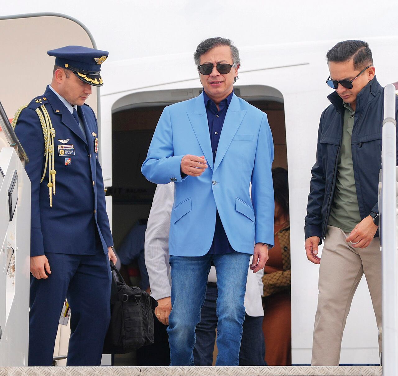 Ascenso bajo escándalo