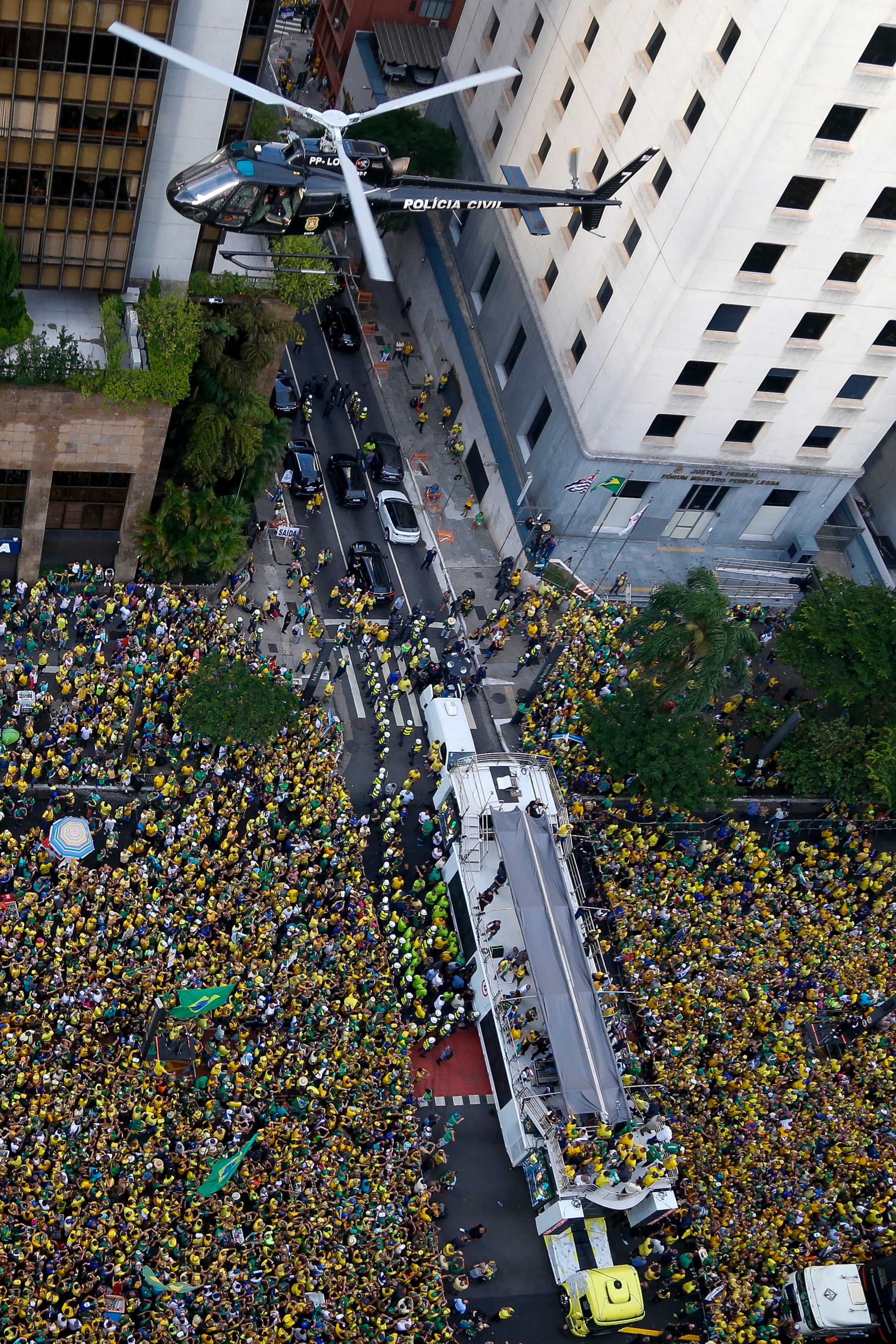 Protestas en Brasil hoy: estas son las imágenes de las calles llenas en apoyo a Bolsonaro contra Lula tras acusaciones judiciales de “golpismo”