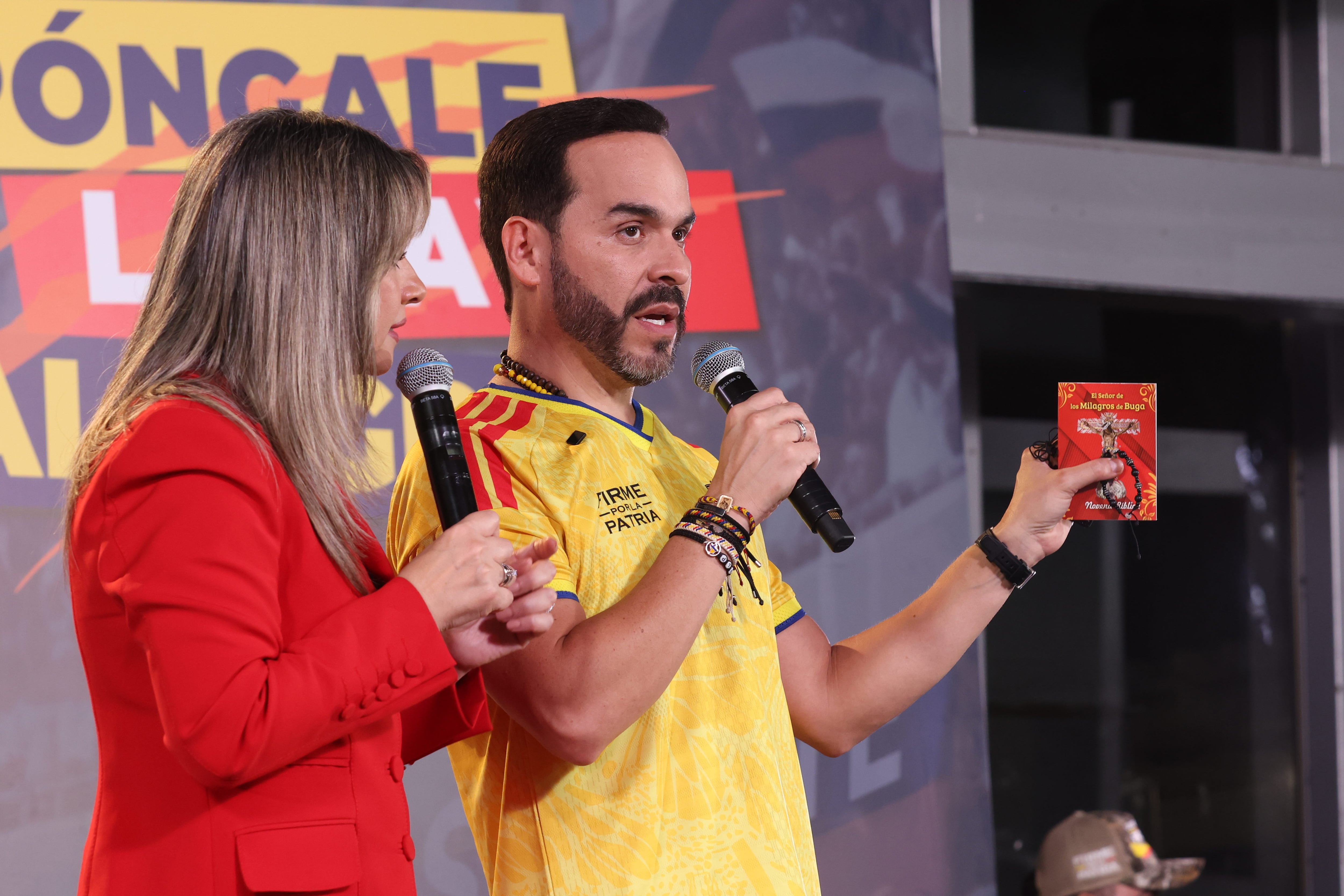 Abelardo De La Espriella habla con Vicky Dávila a horas de la segunda vuelta: “No podemos pecar por exceso de confianza”