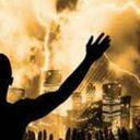 Cuando pasa la fecha señalada, la mayoría de los grupos que creen en el fin del mundo suelen adaptarse a la realidad sin más.