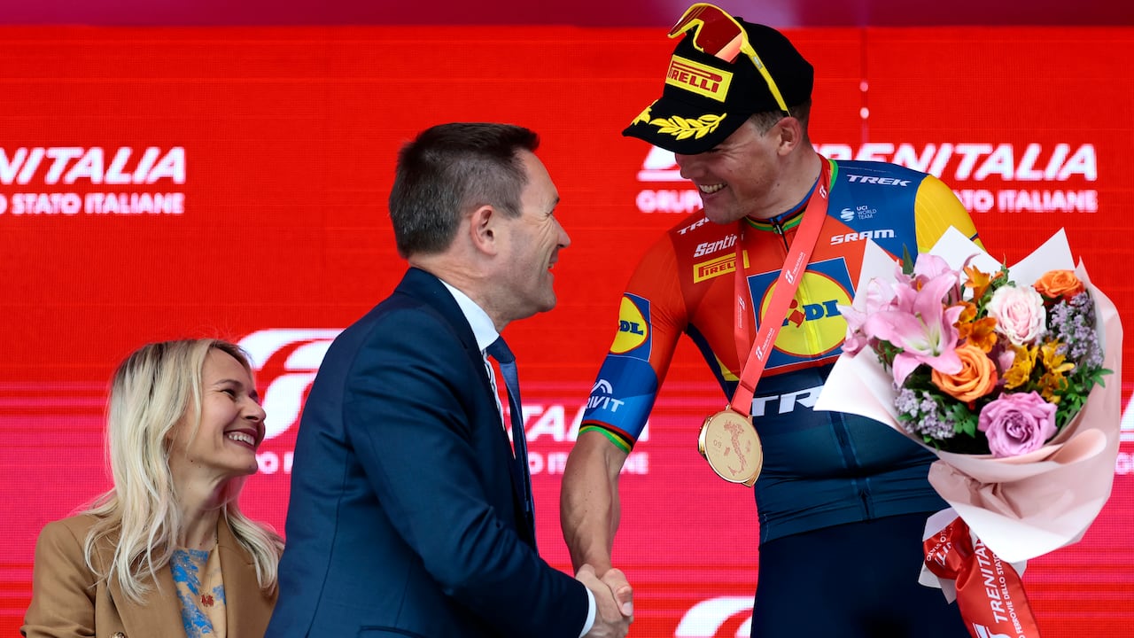 Mads Pedersen fue el ganador de la primera etapa del Giro de Italia.