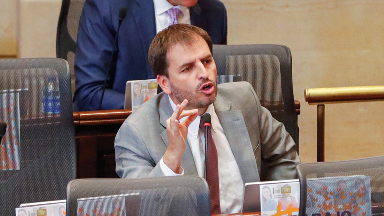 El representante Andrés Forero dice que se han presentado vicios en el trámite de la reforma.