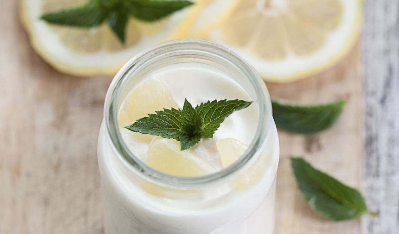 El yogur y el limón ayudan a que el vello facial deje de crecer