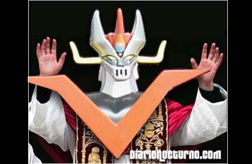 Gracias a su apellido, Ratzinger, el Papa Benedicto XVI se convirtió en la versión contemporánea del máximo ídolo de los amantes del manga: Mazinger Z. 
