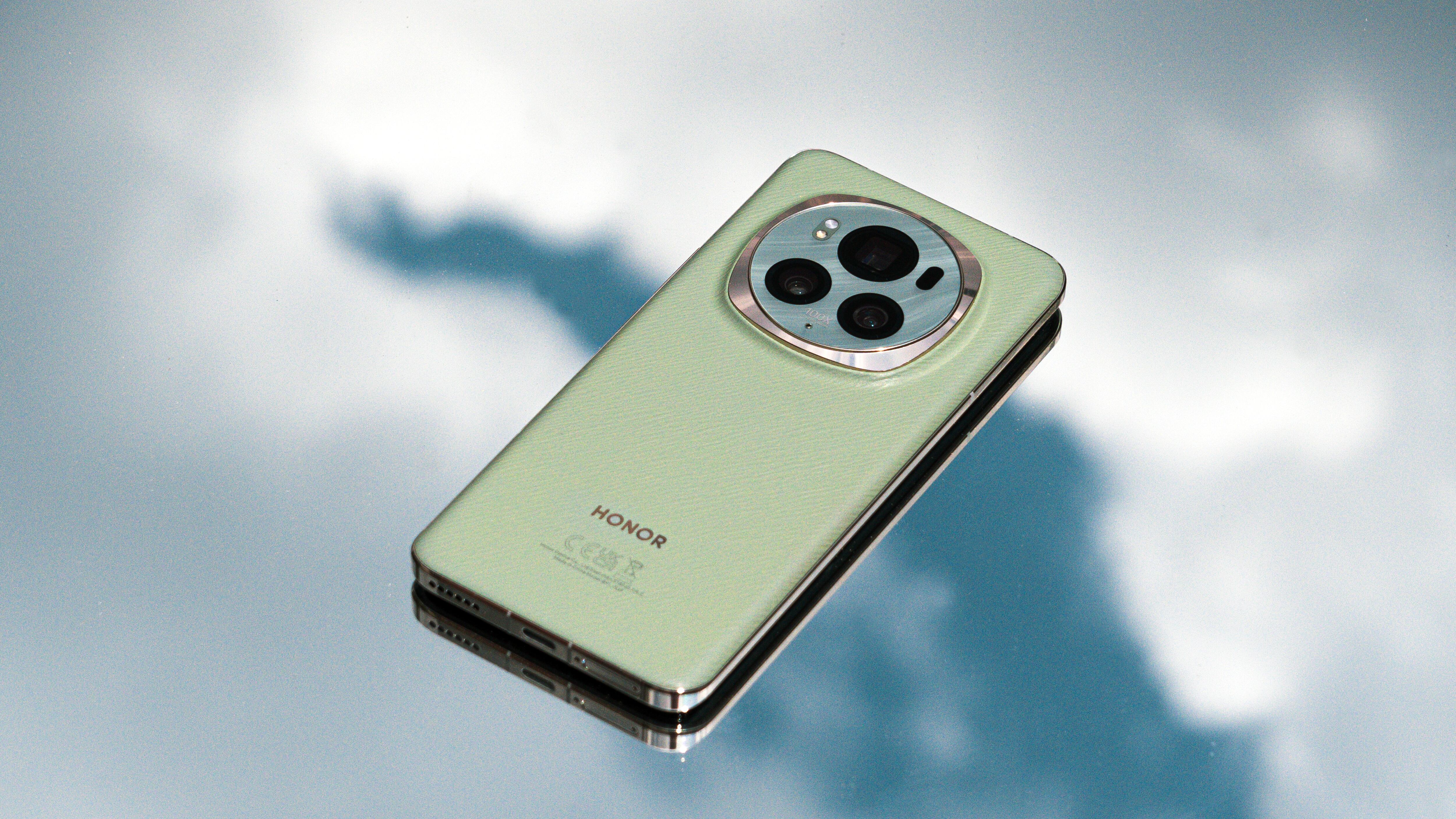 Se espera que desde mayo el nuevo HONOR Magic6 Pro esté disponible en Colombia. IA de última generación, una cámara impresionante y una batería de larga duración son su carta de presentación.