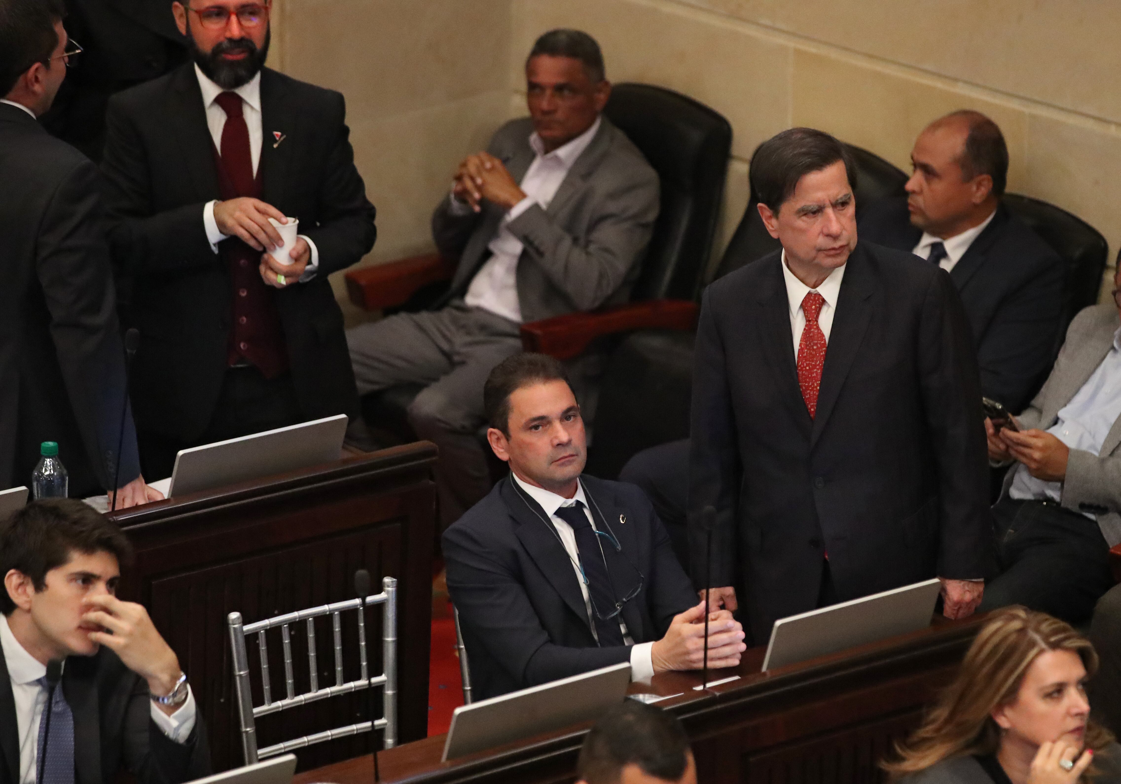 Ministro del Interior Juan Fernando Cristo y el Representante Alfredo Ape Cuello
Cámara de Representantes  tercer periodo legislativo
Bogota 20 de julio del 2024
Foto Guillermo Torres Reina / Semana