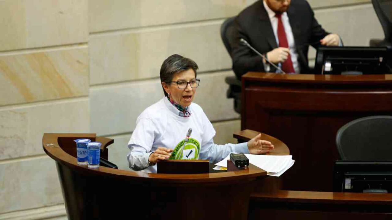 Claudia López fue quien más impulso la Consulta.