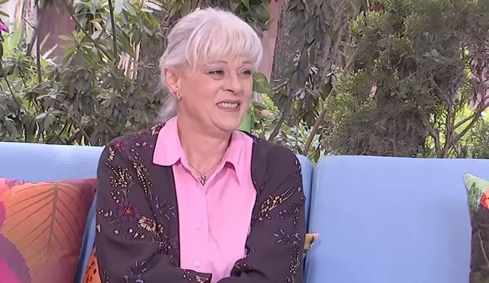 La actriz fue elogiada por su desempeño como presentadora.