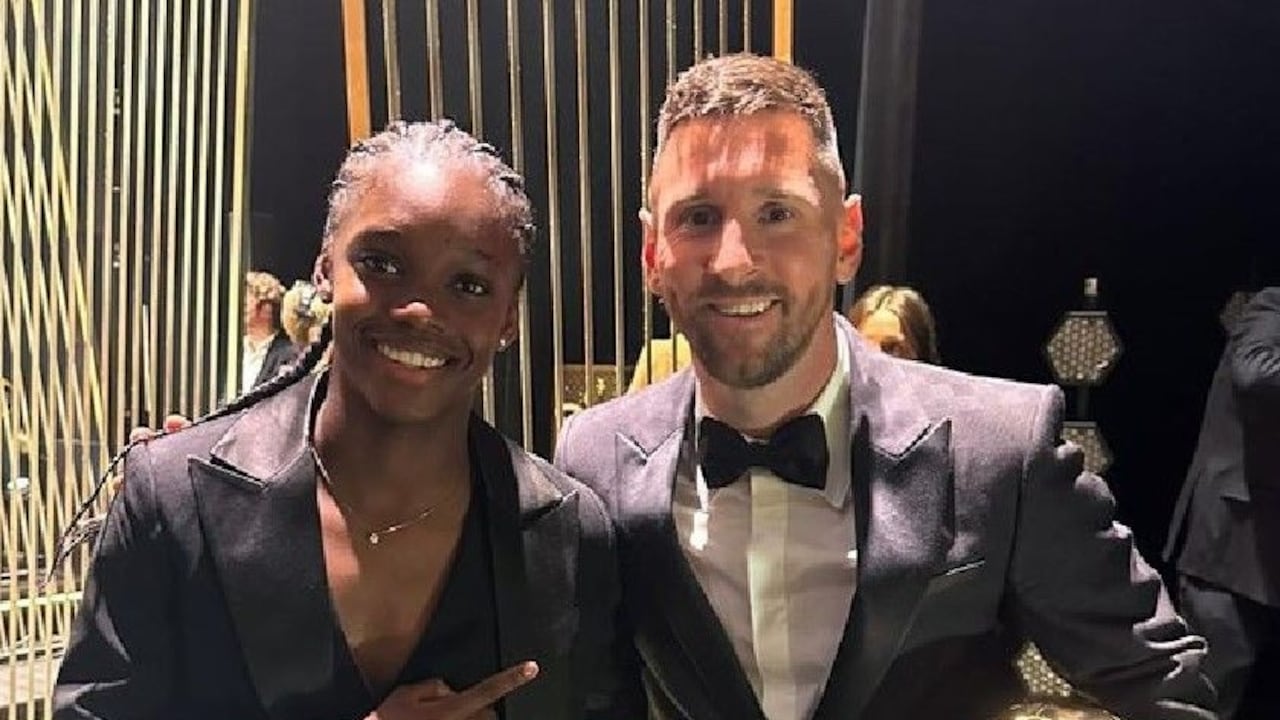 La fotografía que compartió Linda Caicedo junto a Messi.
