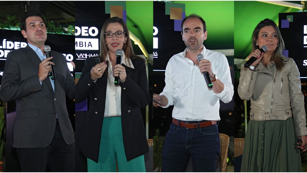 De izquierda a derecha: Santiago Álvarez, CEO de Latam Colombia; Martha Eugenia Arbeláez, directora de Marketing y Comunicaciones en Nestlé Colombia; Doménico Barbato, VP Comercial y de Mercadeo de Juan Valdez, y Paula Bárcenas, Head of Sales para TikTok Colombia.