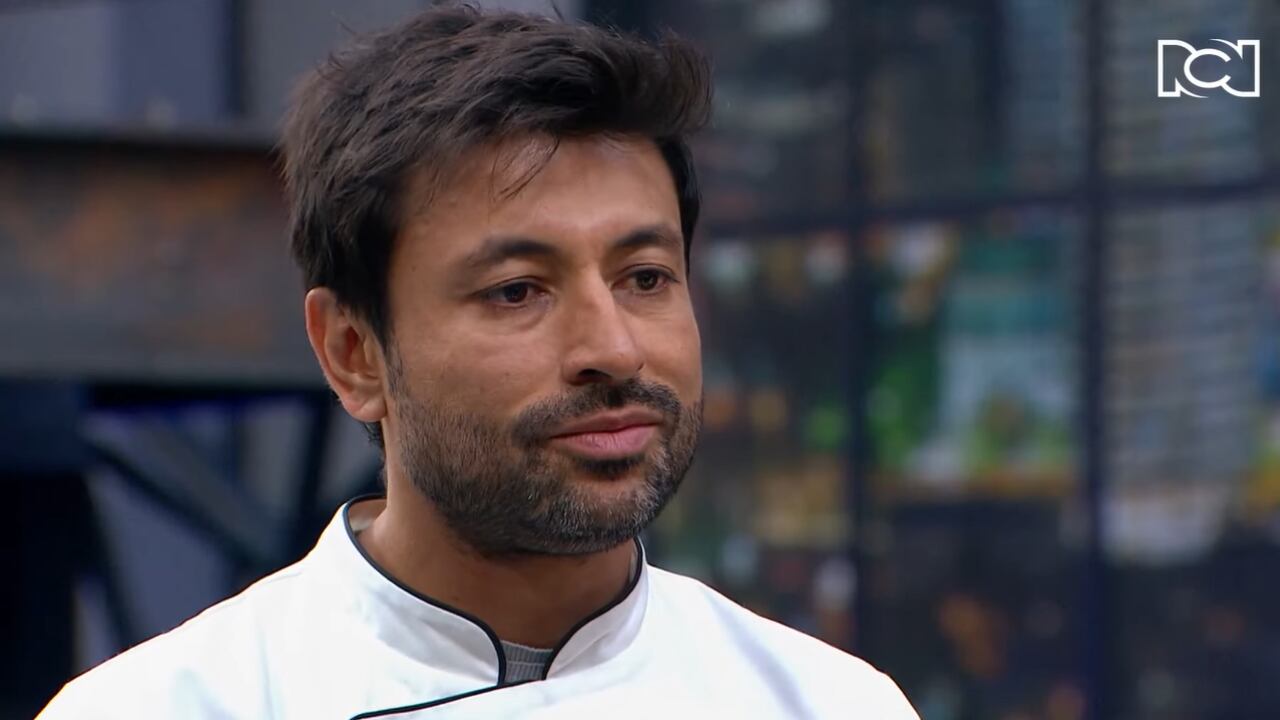 Adrián Parada se convirtió en el segundo semifinalista de MasterChef Celebrity 2023.
