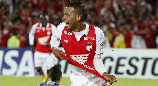 La celebración de Wilder Medina luego de anotar el gol que le permitió a Santa Fe avanzar a cuartos de final en la Copa Libertadores.