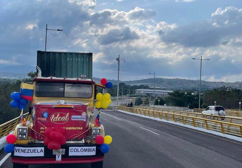 Se habilitó el paso comercial sobre el nuevo puente.