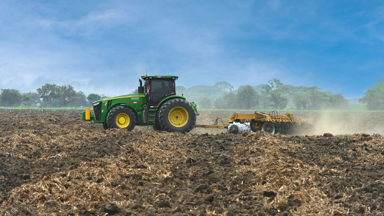 La compañía renovó su imagen para mostrar cómo la caña puede transformarse en biocombustibles, programas sociales y energía.