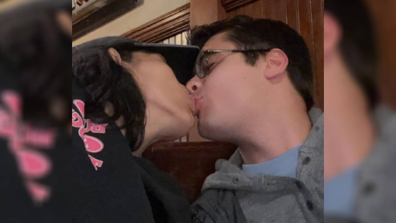 La pareja se conoció en una aplicación de citas hace casi tres años.