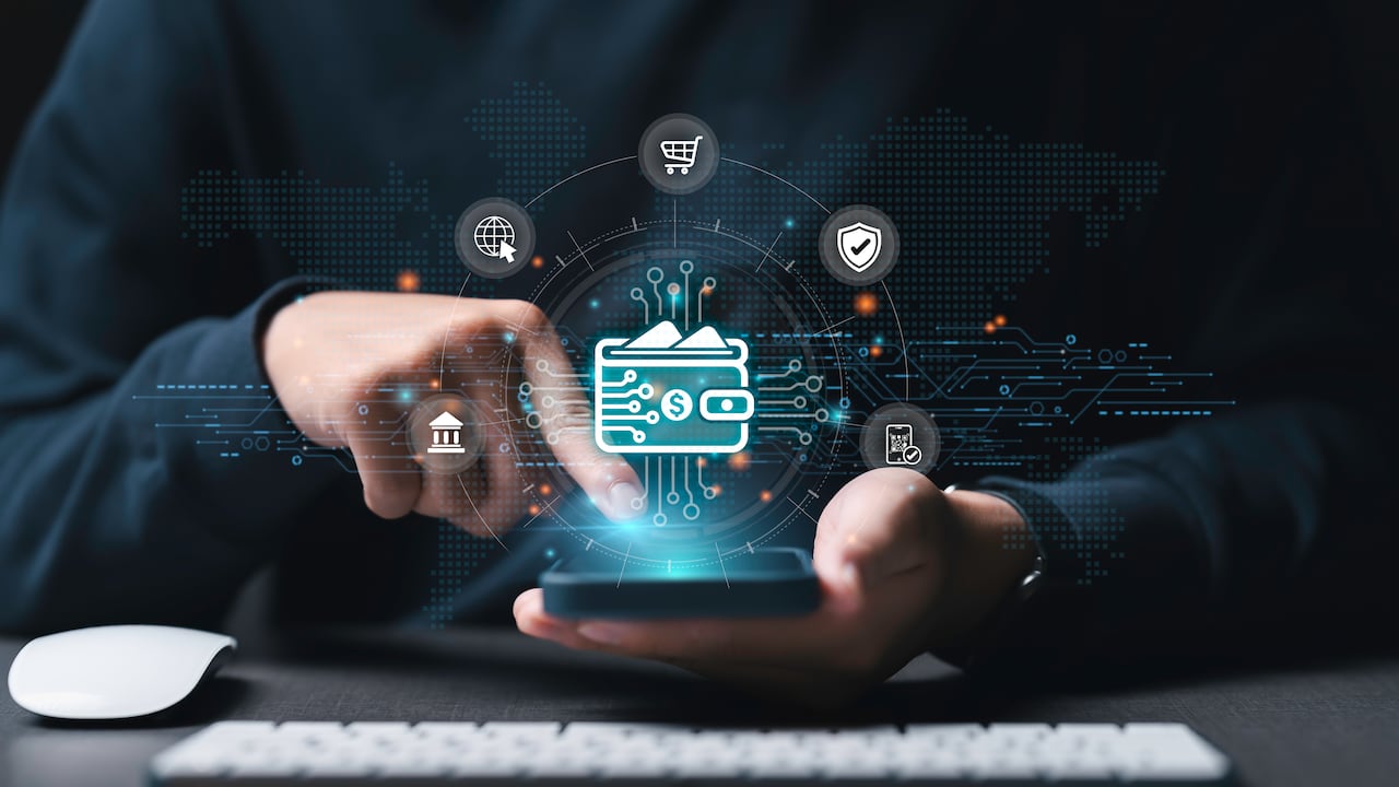 El avance del comercio electrónico impulsa la transformación hacia sistemas de pago digitales más seguros y accesibles.