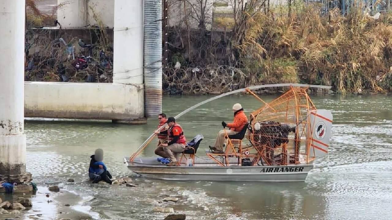 La ecuatoriana asegura que su pareja sucumbió a la intensidad de la corriente.