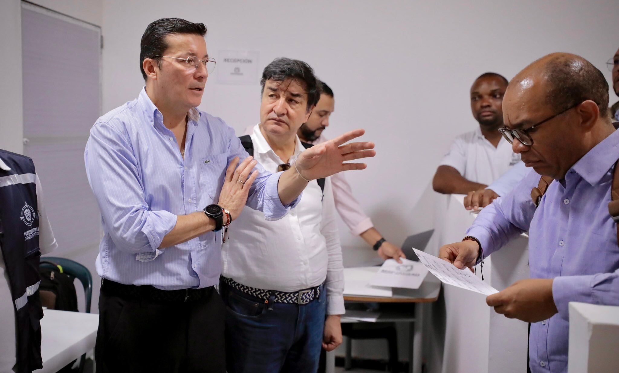 El presidente de la Corte Suprema, Gerson Chaverra, estuvo en la jornada electoral en el municipio de Nuevo Belén de Bajirá, Chocó.