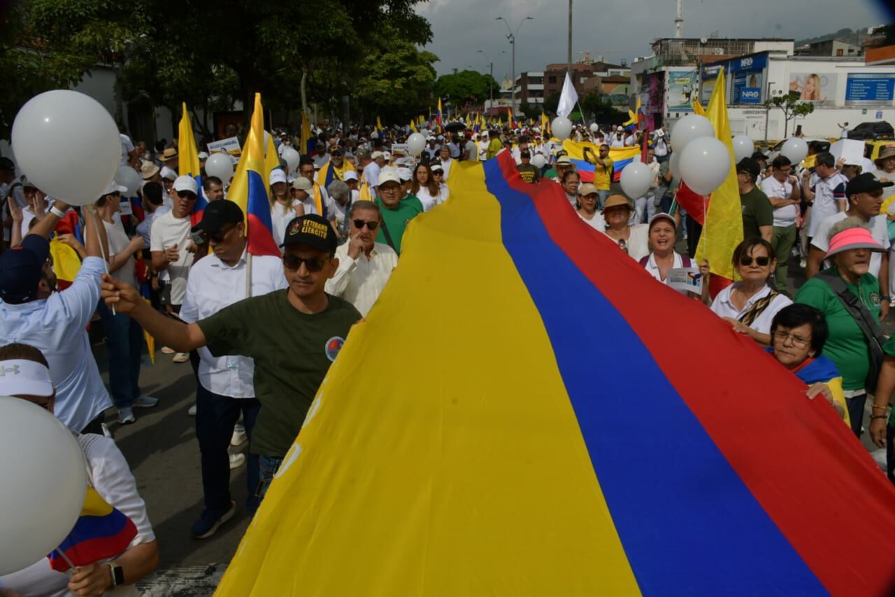Caleños marchan en paz: multitudinaria respuesta en la Marcha del Silencio