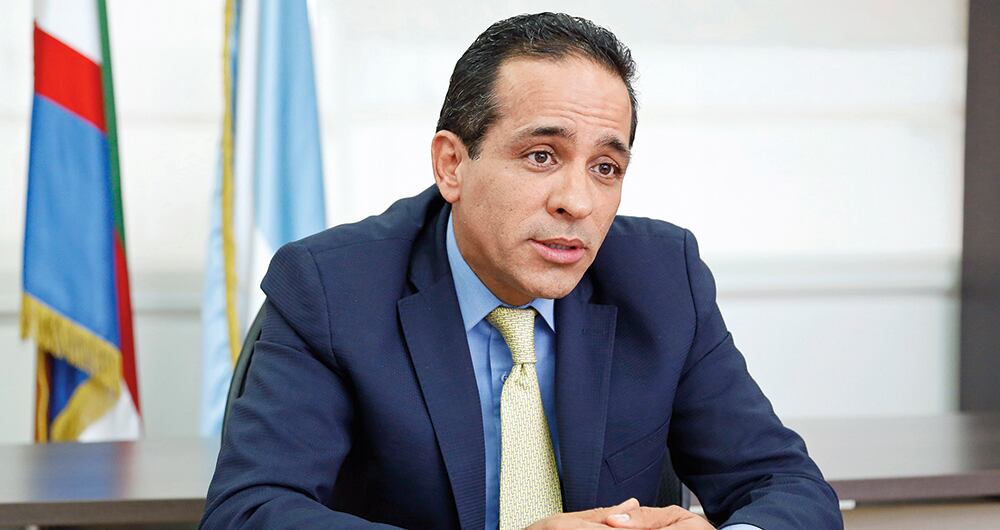 Alexander López Maya, senador del Polo Democrático.