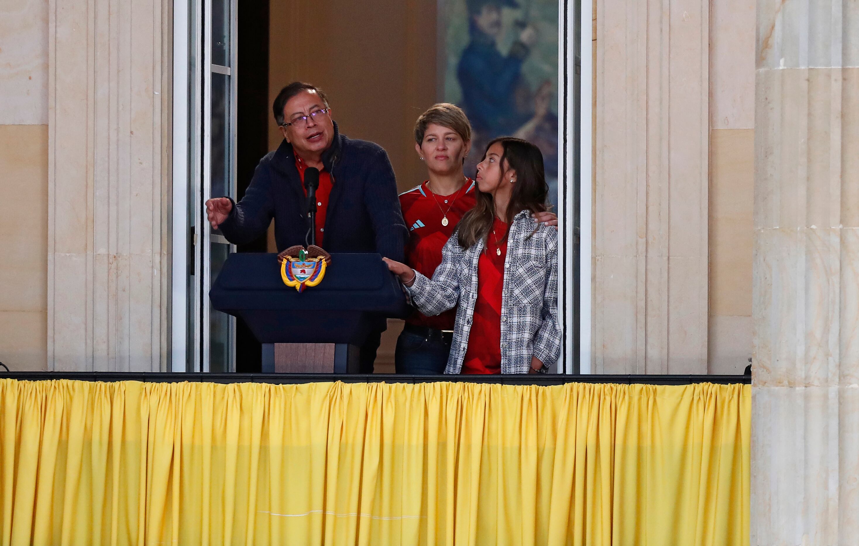 El presidente de la República Gustavo Petro salió al balcón de la Casa de Nariño para defender sus reformas de salud, pensional y de trabajo
Bogota 14 de febrero del 2023
Foto Guillermo Torres Reina / Semana