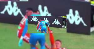 Joan Felipe Parra Marín, Édinson López y Kevin Tamayo, jugadores de Envigado, en el partido ante América de Cali