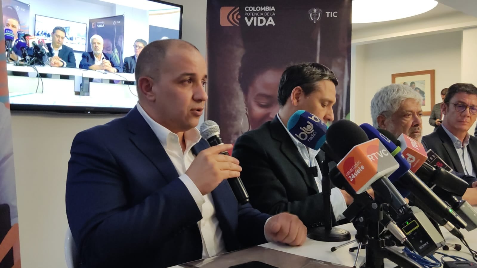 El aporte será por partes iguales