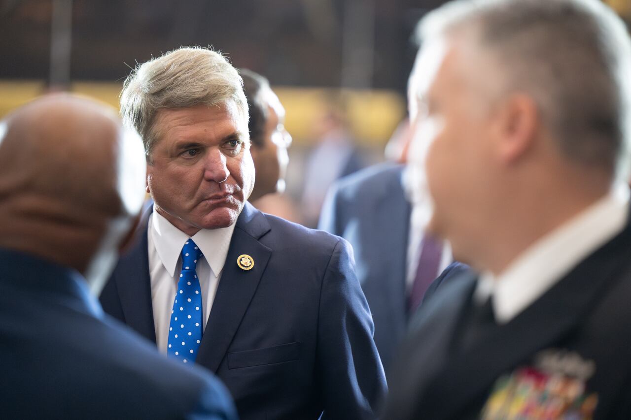 Michael Thomas McCaul Sr. es un abogado y político estadounidense que se desempeña como miembro de la Cámara de Representantes de los Estados Unidos