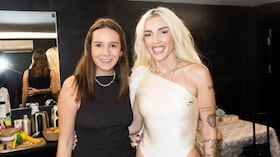 Natalia Palma Project Manager de la cantante Elena Rose junto a la cantante venezolana.