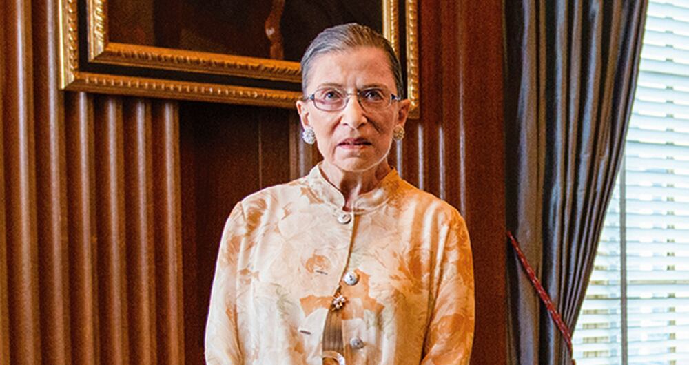   La muerte de la juez Ruth Bader Ginsburg le permitió a Donald Trump poner el tercer magistrado de derecha de su gobierno.