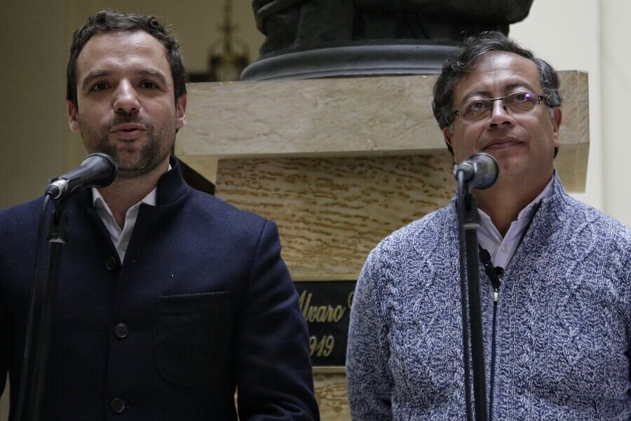 Luis Ernesto Gómez y el presidente Gustavo Petro.
