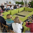 La mesa de negociaciones entre el gobierno y el ELN en Caracas.