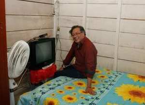 Memes por los edredones de pluma de ganso comprados por la Presidencia de la República.