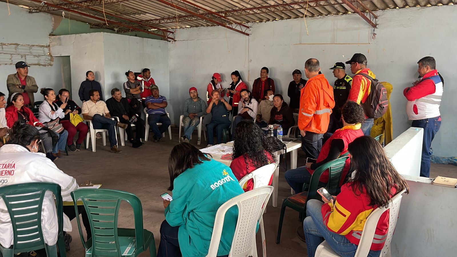 Mesa de trabajo con ciudadanía y entidades distritales en Bosa.
