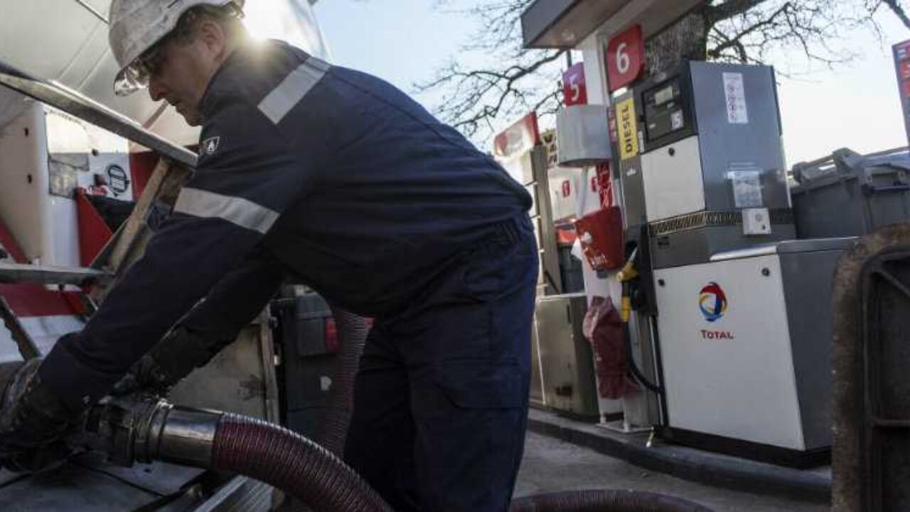 En 2013, la Agencia Internacional de Energía (AIE) estimó que los subsidios al consumo de combustibles fósiles ascendieron a US$548.000 millones.