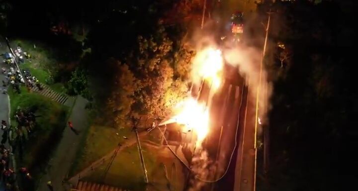 La emergencia no dejó personas lesionadas.