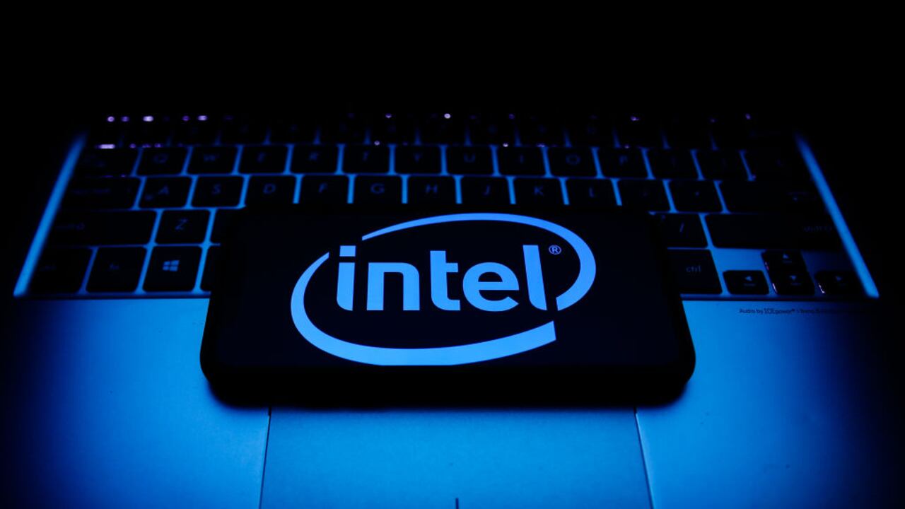 Intel, compañía tecnológica, presentó sus nuevos avances.