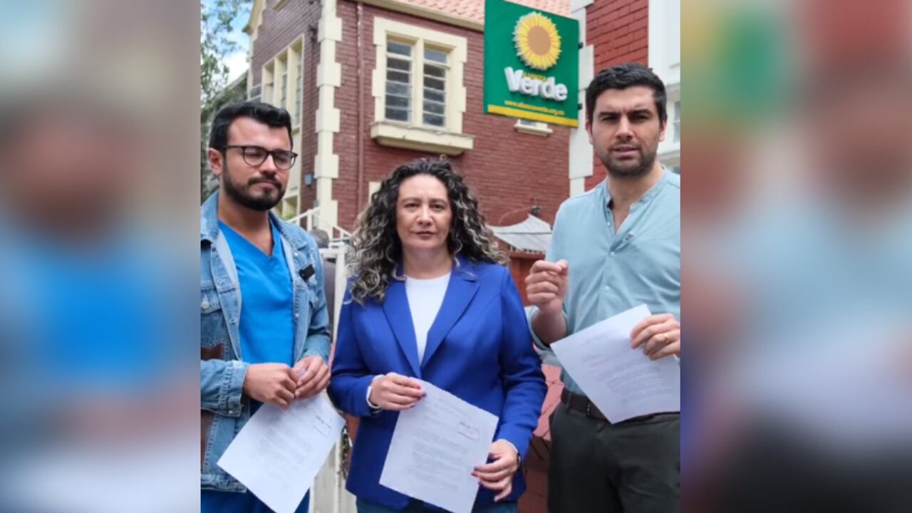 Martín Rivera, Luis Leal y Lucía Bastidas radicaron carta en su partido para pedir reformas en el modelo de elección del candidato a la Alcaldía de Bogotá.