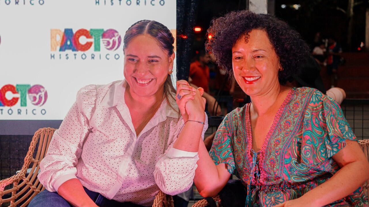 Irina Salas cuenta con el respaldo del Pacto Histórico y recientemente estuvo en un acto de campaña con la senadora Isabel Zuleta.