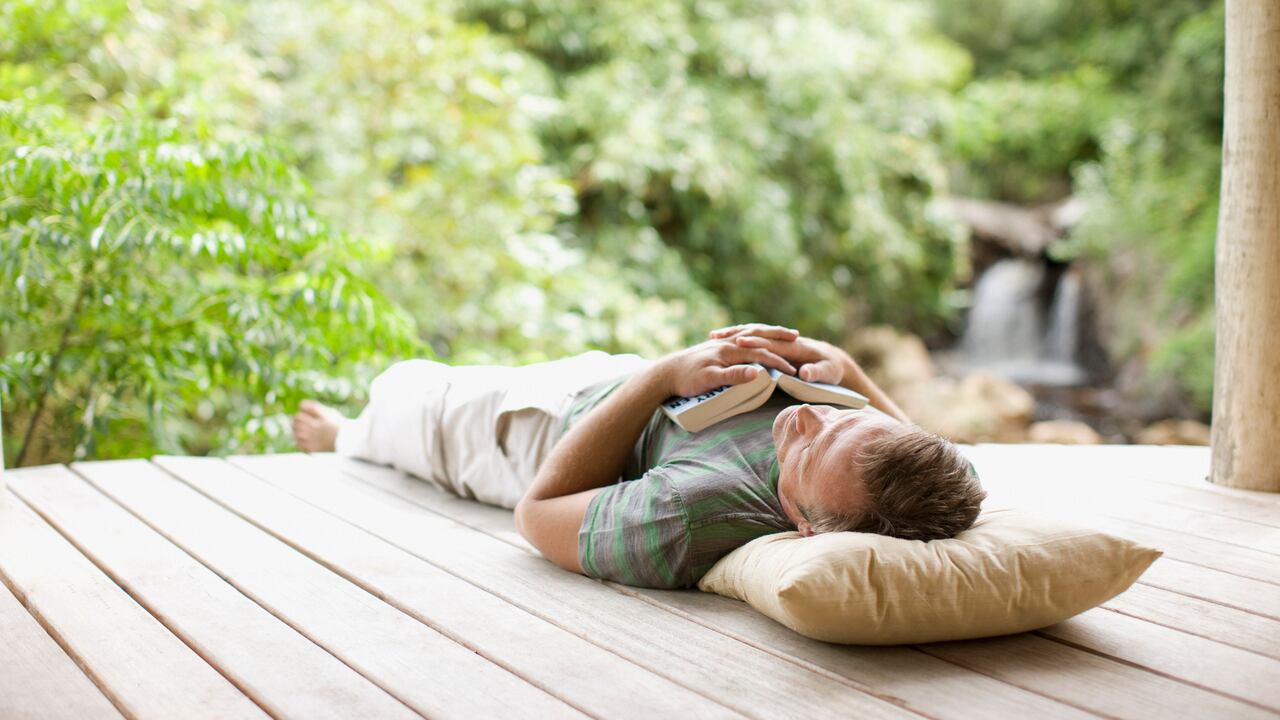 Para descansar en vacaciones es determinante desconectarse del día a día.