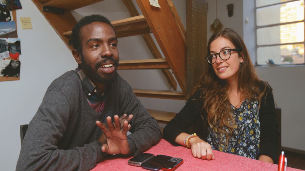 Dany de la Rosa Ledesma y Carla Cordoncillo Acosta son dos extranjeros que eligieron a Colombia como destino para estudiar. 