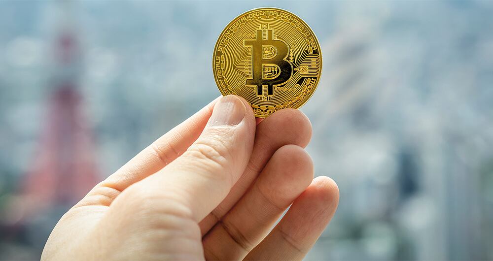 Decisiones de China y de Elon Musk afectaron el valor del criptoactivo.