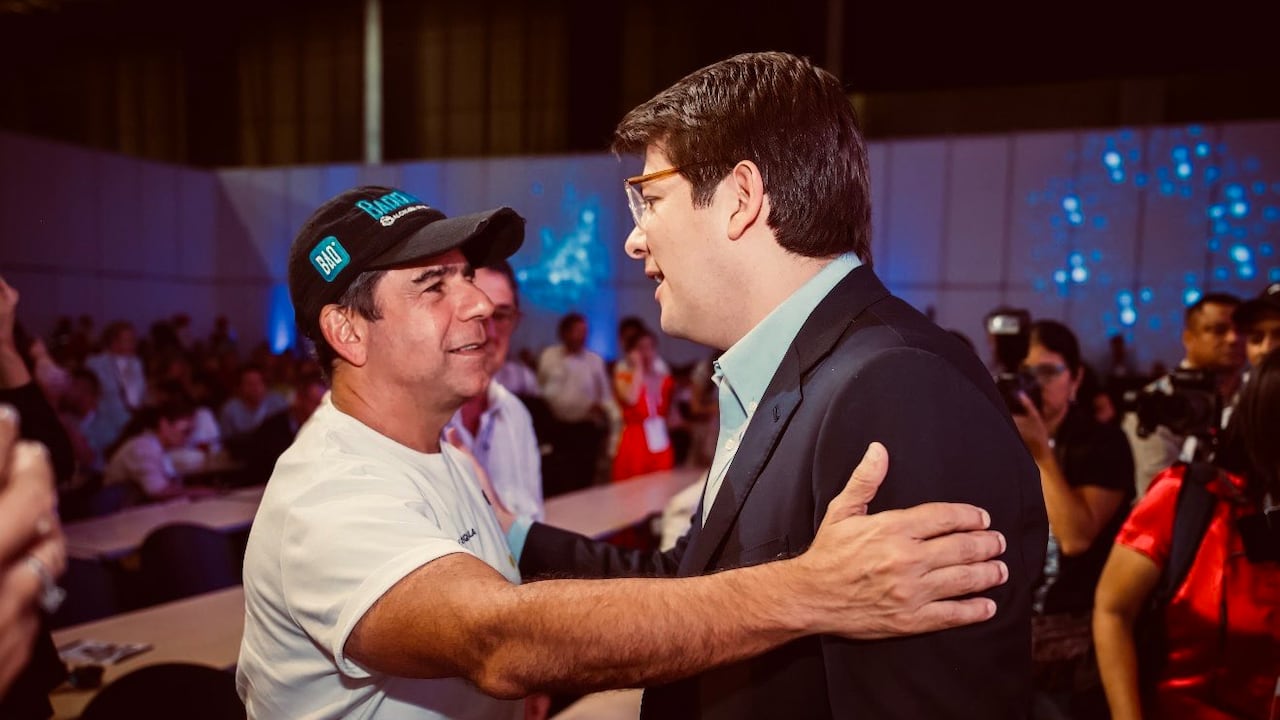 Alcalde Alejandro Char y Miguel Uribe Turbay.