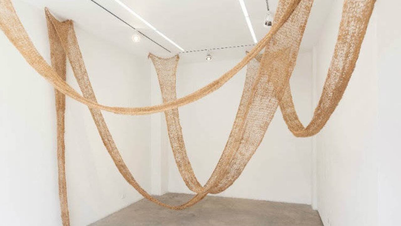 Pieza de 'Afuera el Mundo' de María Angélica Medina. Cortesía Liberia.