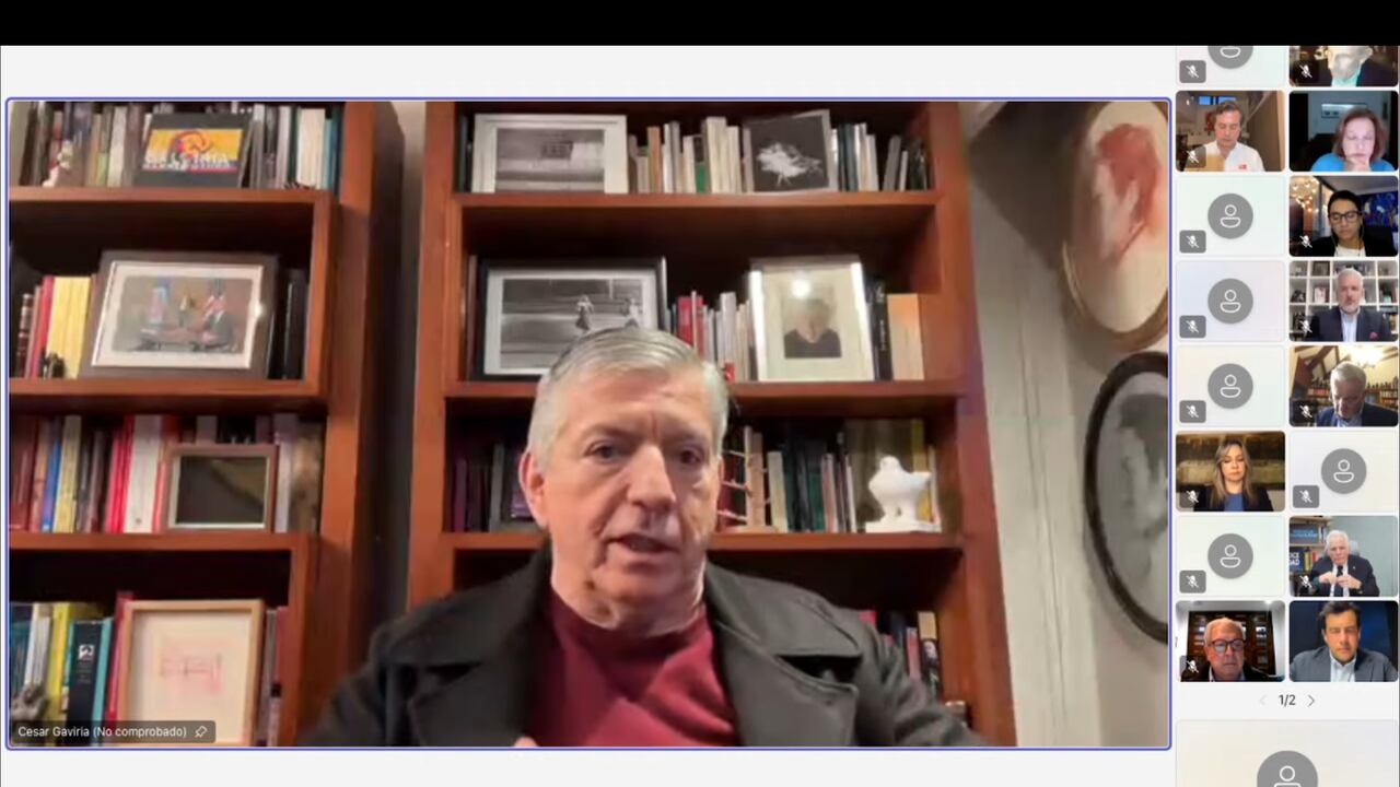 Foro 'Dignidad liberal sobre política exterior'. Participaron precandidatos a la Presidencia y los expresidentes César Gaviria y Álvaro Uribe.