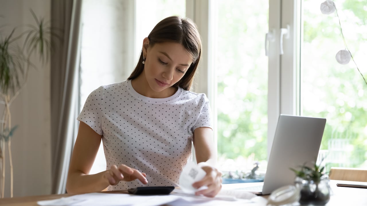 Existen varios tipos de pequeños electrodomésticos para el cuidado del cabello, pero es importante conocer su consumo energético.