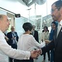 Álvaro Leyva con el sultán emiratí.