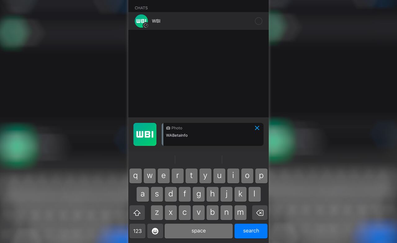 WhatsApp dejará agregar un contexto para mensajes reenviados.